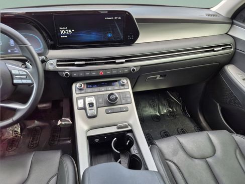 Used 2024 Hyundai Palisade SEL FWD image 13