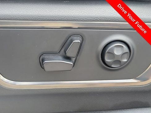 Used 2019 RAM 1500 Limited RWD image 20