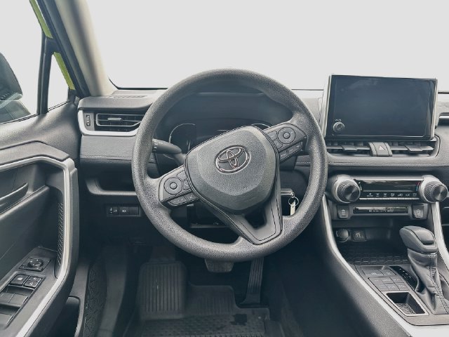 Used 2024 Toyota RAV4 LE AWD/4WD image 11