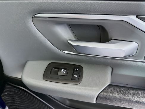 Used 2019 RAM 1500 Big Horn AWD/4WD image 31