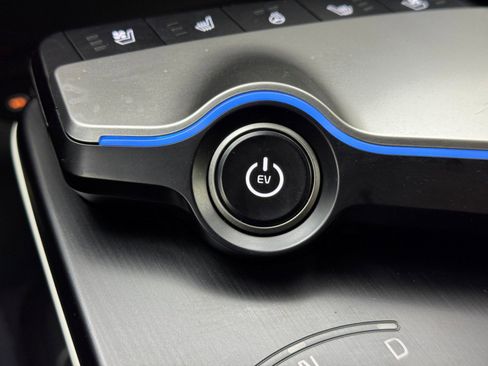 Used 2025 Kia EV6 GT-Line image 29