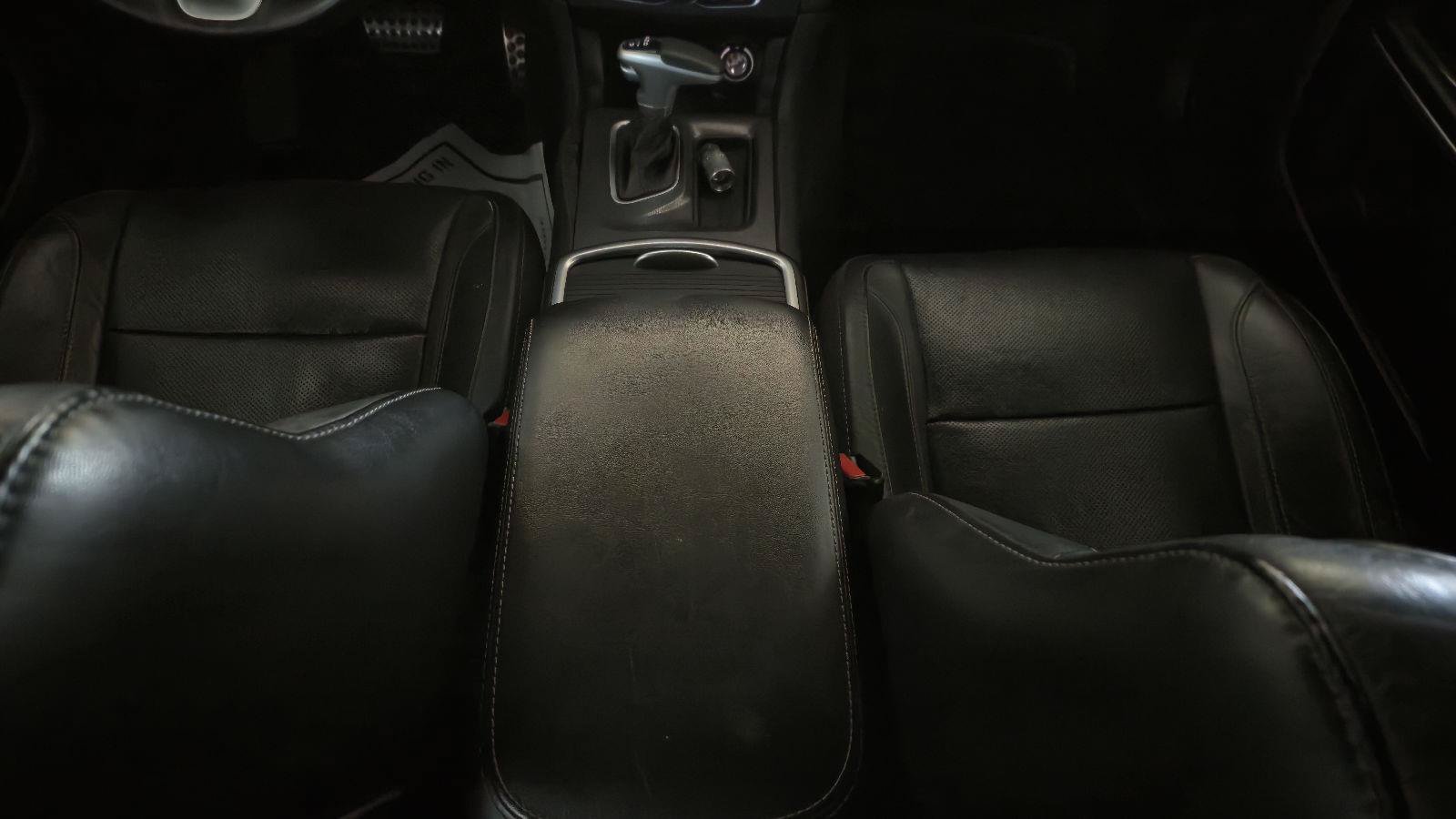 Used 2018 Dodge Charger R/T w/ Plus Group RWD image 18