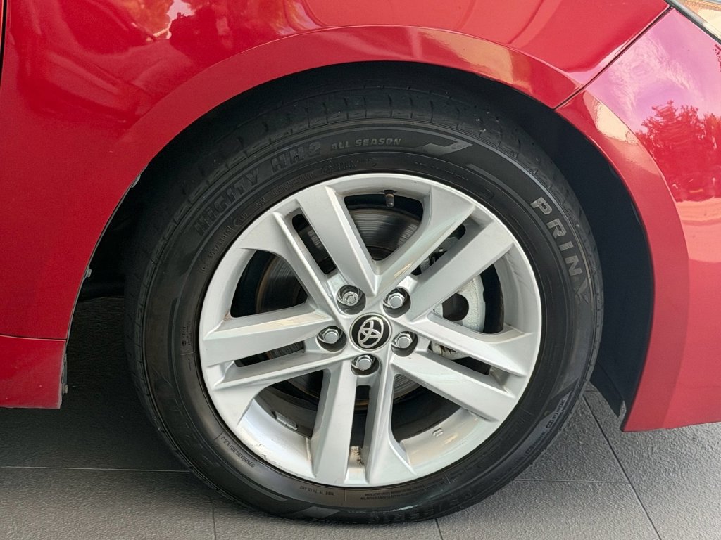 Used 2021 Toyota Corolla SE FWD image 9