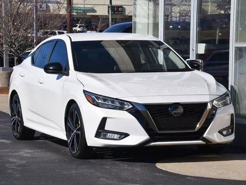 Used 2023 Nissan Sentra SR w/ Trunk Package image 5