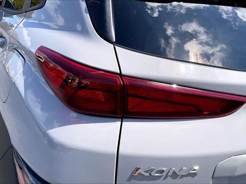 Used 2023 Hyundai Kona SEL FWD image 28