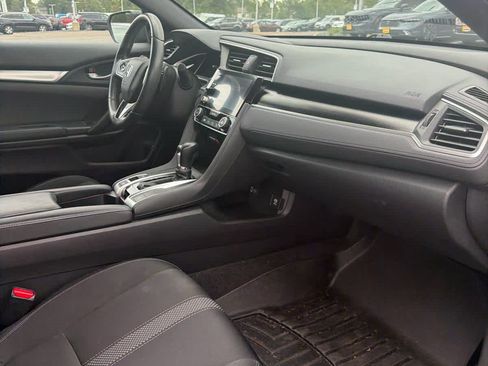 Used 2020 Honda Civic Sport image 5