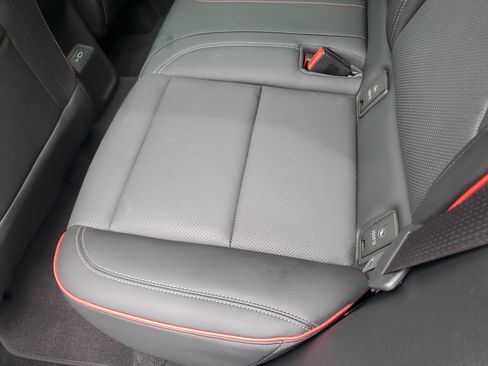 Used 2022 Buick Envision Essence w/ Technology Package I FWD image 14