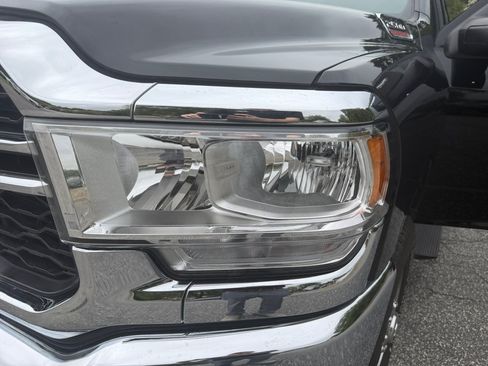 Used 2024 RAM 2500 Tradesman w/ Chrome Appearance Group AWD/4WD image 26