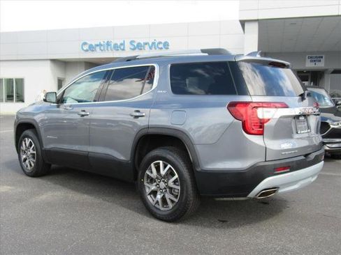 Used 2020 GMC Acadia SLE w/ Driver Convenience Package image 6