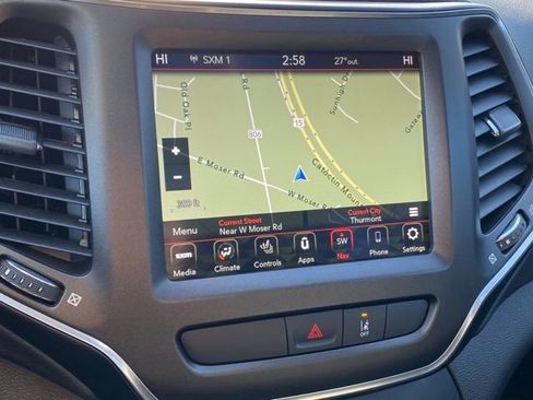 Used 2022 Jeep Cherokee Trailhawk w/ Sun, Sound & Nav Group image 18