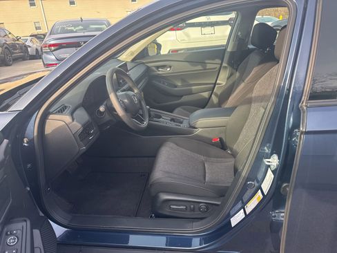 New 2025 Honda Accord SE image 6
