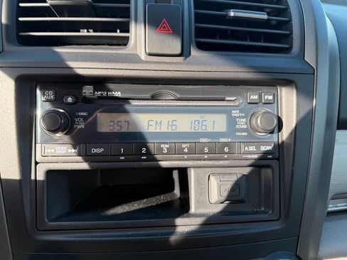 Used 2011 Honda CR-V LX image 15