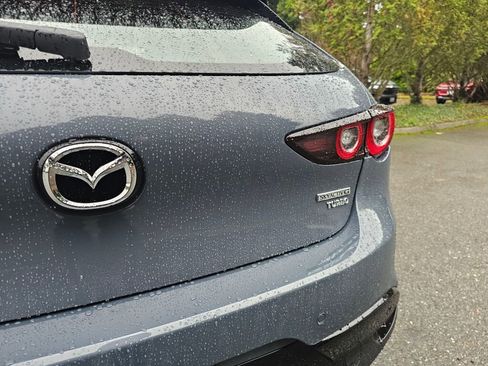 New 2026 MAZDA MAZDA3 Hatchback w/Premium Plus Pkg image 27