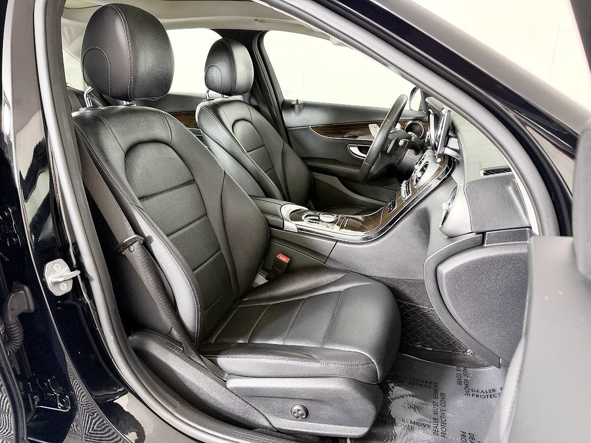 Used 2017 Mercedes-Benz C 300 4MATIC Sedan image 50