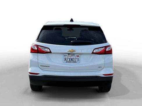 Used 2021 Chevrolet Equinox LS image 4