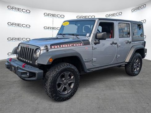 Used 2017 Jeep Wrangler Unlimited Rubicon image 3
