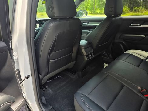 Used 2026 GMC Terrain Elevation w/ Elevation Premium Package AWD/4WD image 17