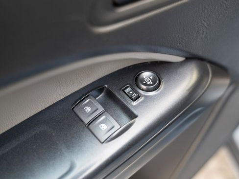 Used 2020 Chevrolet Colorado W/T w/ WT Convenience Package image 18