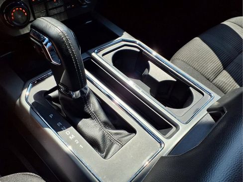 Used 2015 Ford F150 XLT w/ Equipment Group 302A Luxury AWD/4WD image 17