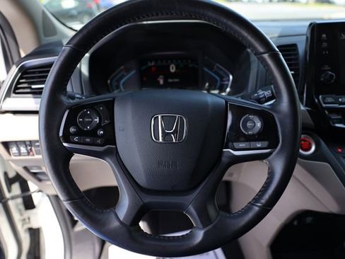 Used 2018 Honda Odyssey EX-L image 19