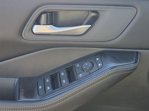 New 2026 Nissan Rogue SV image 26