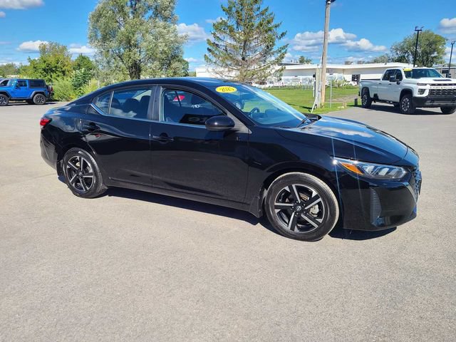 Used 2025 Nissan Sentra SV FWD image 5