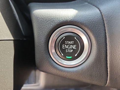 Used 2022 Chevrolet Tahoe RST w/ Luxury Package image 16