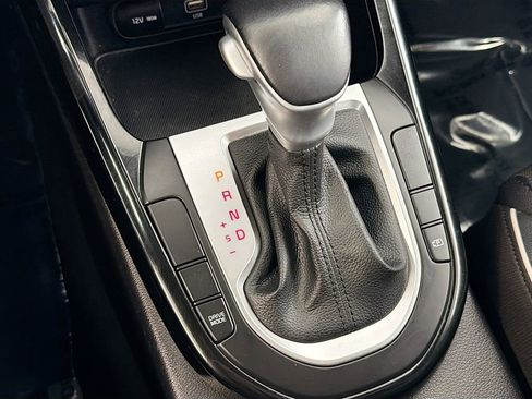Used 2023 Kia Forte GT-Line w/ GT-Line Premium Package FWD image 19