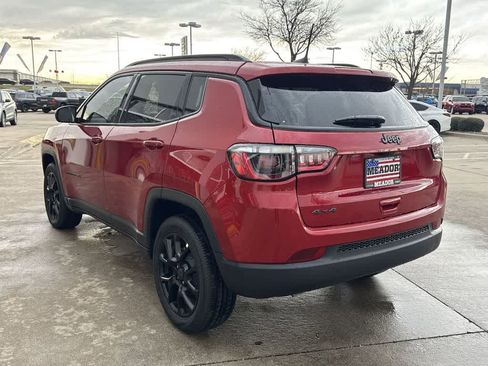 New 2026 Jeep Compass Latitude AWD/4WD image 4