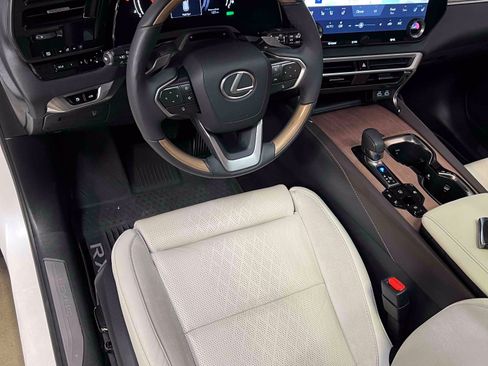 Used 2023 Lexus RX 350 w/ Cold Area Package AWD/4WD image 36