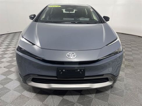 Used 2024 Toyota Prius Prime FWD image 2