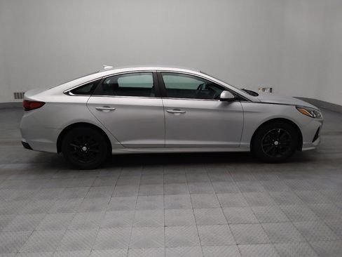 Used 2019 Hyundai Sonata SE image 10