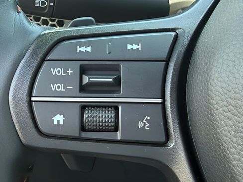 Used 2025 Honda CR-V Sport-L image 16