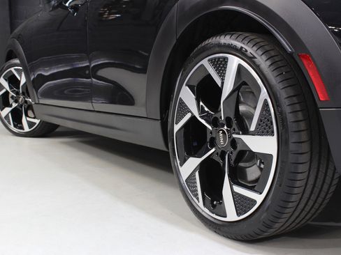 Used 2025 MINI Cooper S image 15