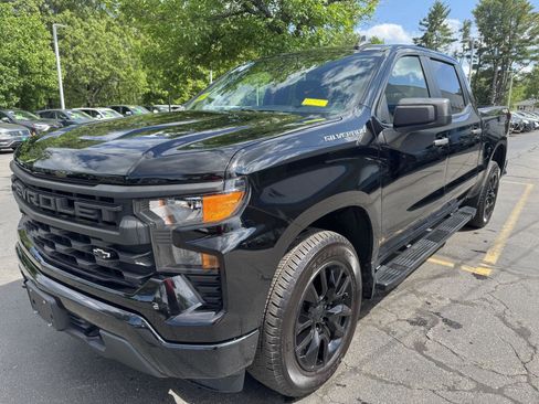 Certified 2022 Chevrolet Silverado 1500 Custom AWD/4WD image 3