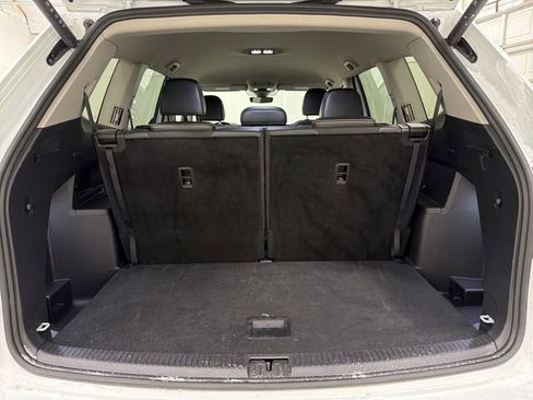 Used 2025 Volkswagen Atlas SE image 15