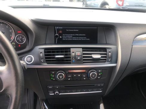 Used 2011 BMW X3 xDrive28i image 6