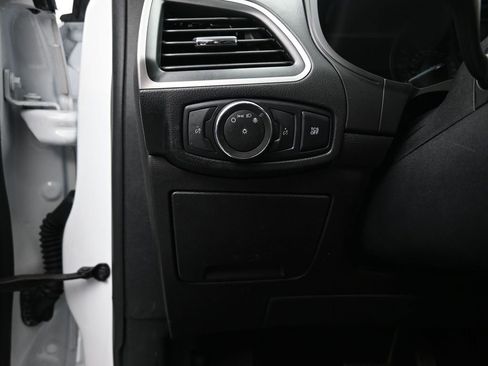 Used 2022 Ford Edge SEL AWD/4WD image 12