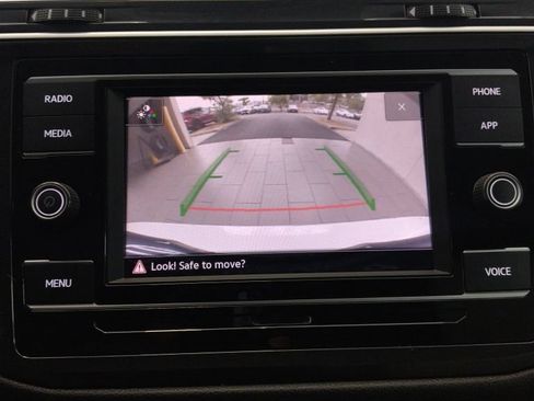 Certified 2024 Volkswagen Tiguan S FWD image 15