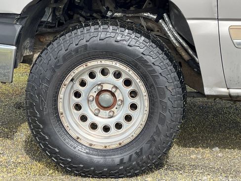 Used 2004 Chevrolet Silverado 1500 LS w/ Light Duty Power Package image 21