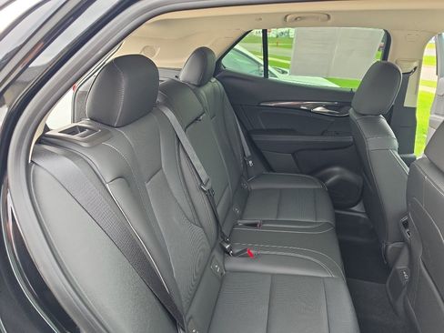 Used 2023 Buick Envision Essence FWD image 30