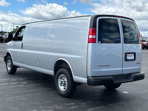 New 2026 GMC Savana 3500 Extended w/ Driver Convenience Package RWD image 8