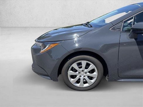 Used 2026 Toyota Corolla LE FWD image 30