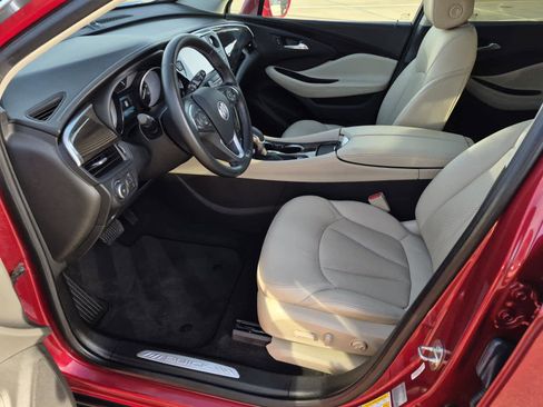 Certified 2019 Buick Envision Essence image 10
