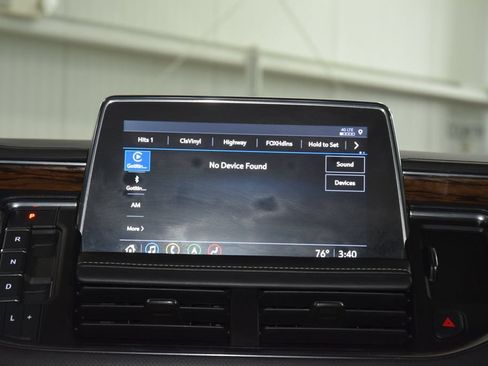 Used 2021 Chevrolet Tahoe Premier AWD/4WD image 32