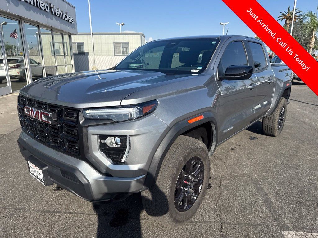 Used 2024 GMC Canyon Elevation RWD image 1