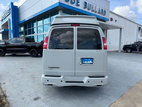 New 2025 Chevrolet Express 2500 w/ Driver Convenience Package image 7