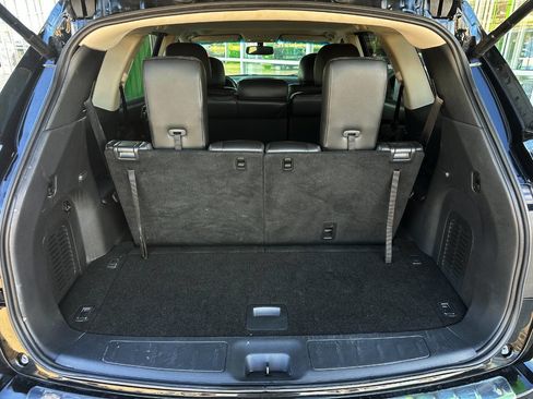 Used 2016 Nissan Pathfinder Platinum image 14