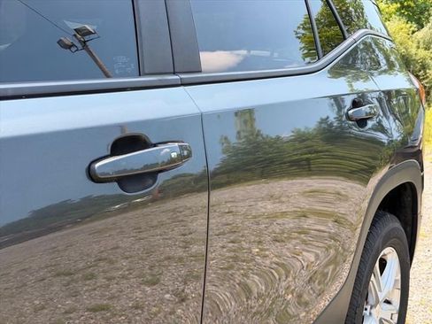 Used 2021 GMC Terrain SLE w/ Driver Convenience Package AWD/4WD image 10