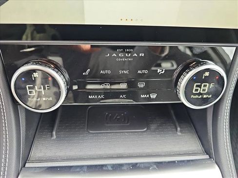 New 2026 Jaguar F-PACE R-Dynamic S image 19